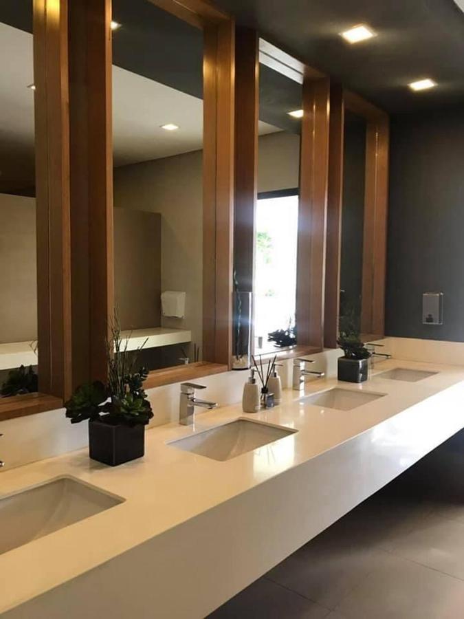 Studio At Viceroy T4 Florence Way مانيلا المظهر الخارجي الصورة